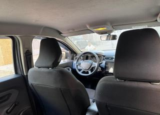 Dacia Duster Diesel Automatique 2023 Très bon état