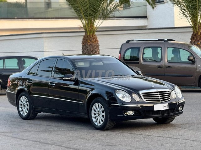 Mercedes-Benz 280 Essence Automatique 2007 à Rabat