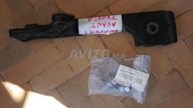 Piuèce pour Toyota Prado - 2