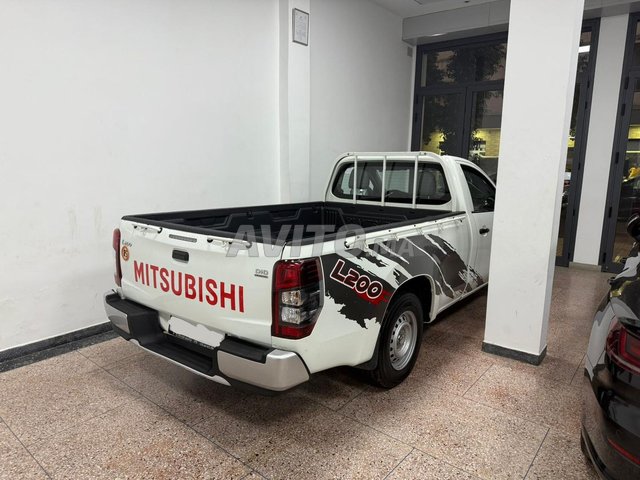 Mitsubishi L200 S. Cab