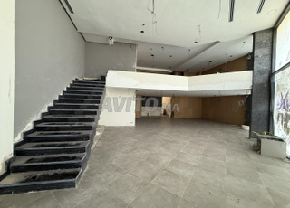 LOCAL POUR RESTAURATION À LOUER SUR BD A MAARIF 