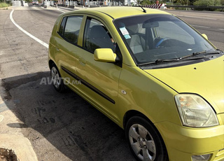 kia picanto tres bon état 