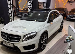 Mercedes-Benz GLa 220 AMG