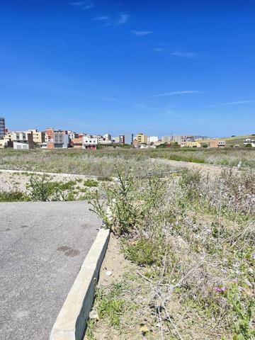 أرض للبيع أو التنازل