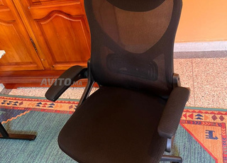 كرسي مريح وعملي