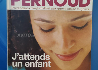 livre J'attends un enfant. Laurence PERNOUD.