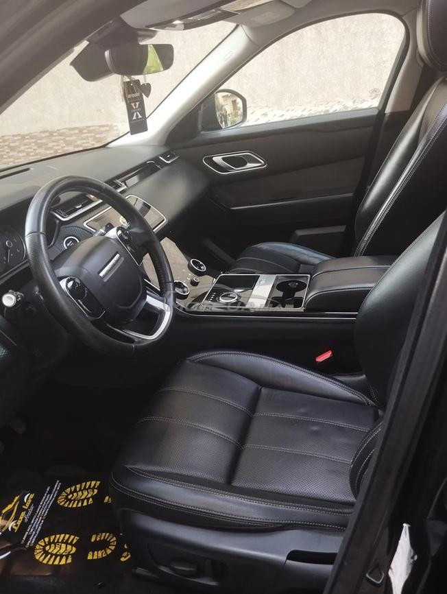 range rover vellar 