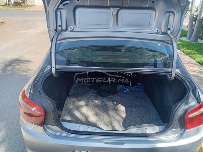 voiture en très bon état 