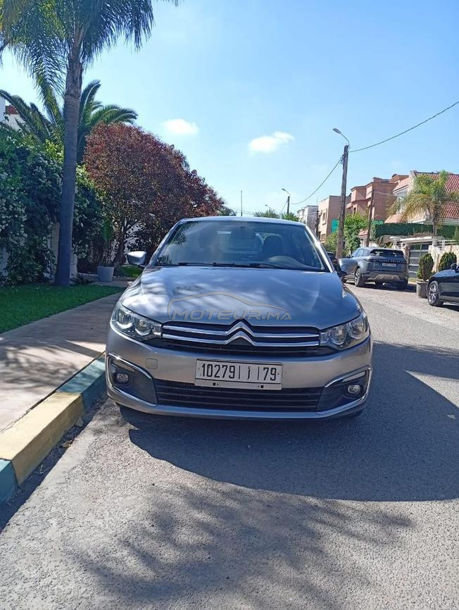voiture en très bon état 