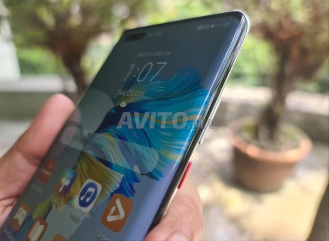 Huawei mate 40 pro silver