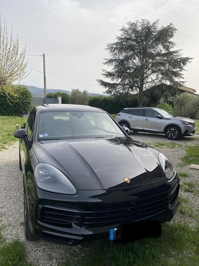 Porsche Cayenne hybride rechargeable 462 CV