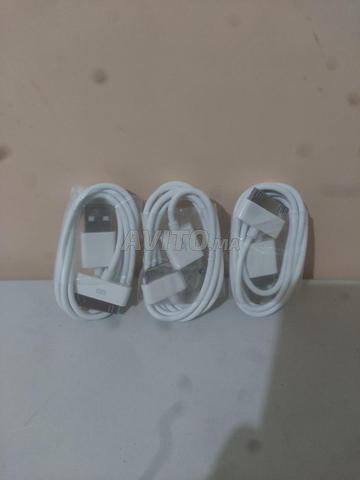 Câbles Apple iphone et pour les Ipods jusqu'à 30Dh