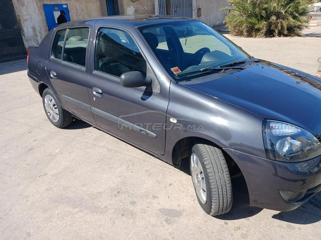 clio 2 bon état 