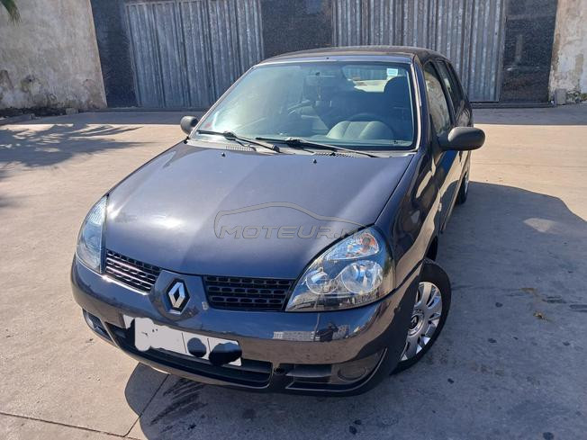 clio 2 bon état 