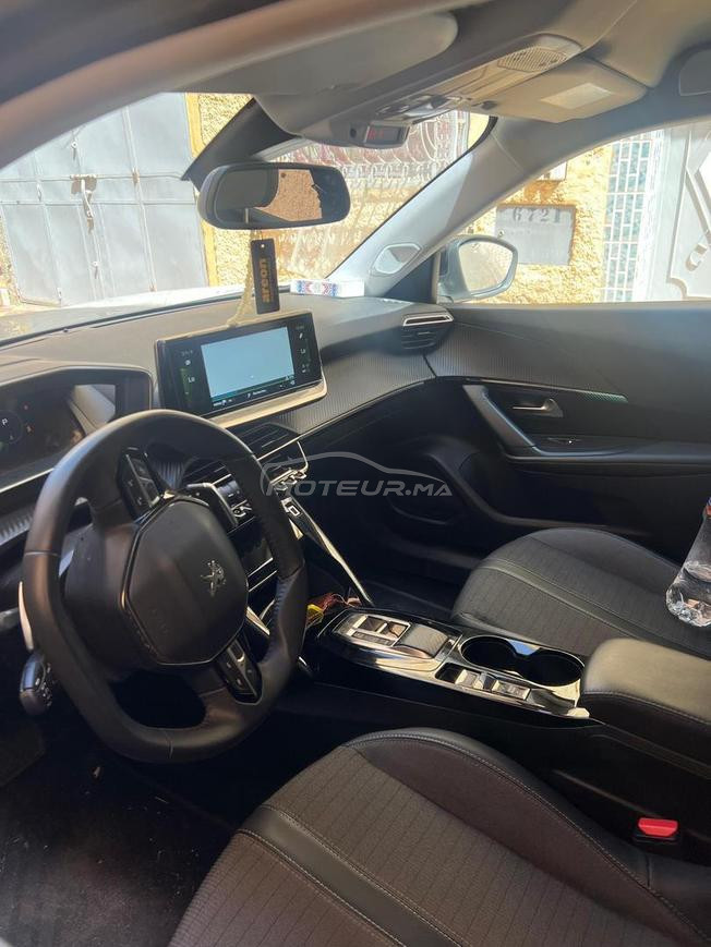 Peugeot 2008 Diesel Automatique 2022 à Sidi Kacem