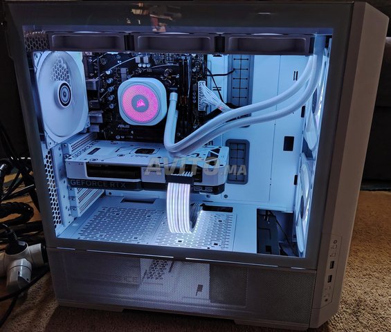 PC Gamer full white Ryzen 7600X & RTX 4070 12Gb OC