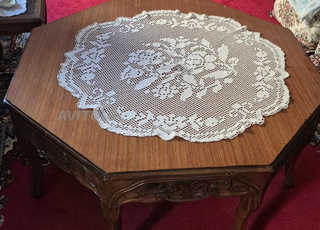 table ronde salon et 5 cendriers