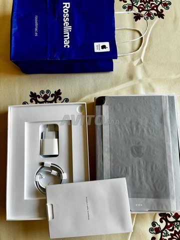 iPad Air M1 – 64 Go -