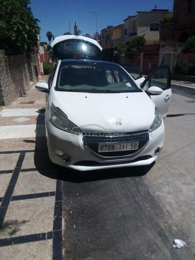 Peugeot 208 Diesel Manuelle 2014 à Settat