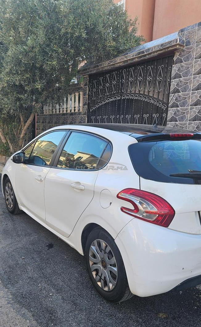 Peugeot 208 Diesel Manuelle 2014 à Settat