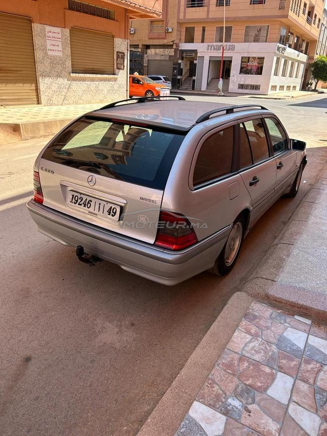 Mercedes-Benz 220 Diesel Manuelle 1997 à Berkane