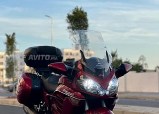 كوازاكي GTR 1400