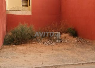 terrain A vendre titré pour une maison R2 