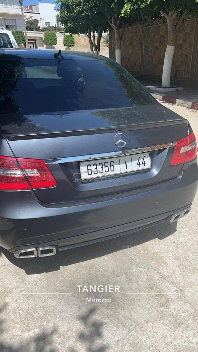 Mercedes-Benz 220 Diesel Automatique 2011 à Tanger