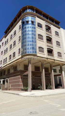 Maison spacieuse à vendre 150m au sol etages 180m