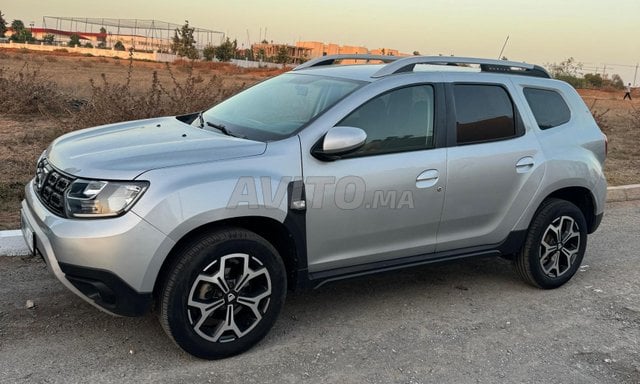 Dacia Duster Diesel Manuelle 2021 à Salé