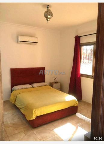 شقة مكيفة بالقرب من محطة القطار زارا في جليز