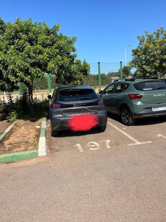 Peugeot 208 active 