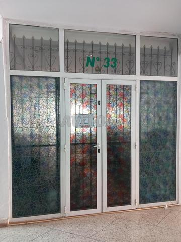 محل تجاري محفظ في حالة جيدة للبيع 33 مليون سنتيم