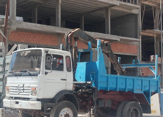 camion grue avec benne 