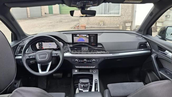 Audi Q5 2.0L sport back 