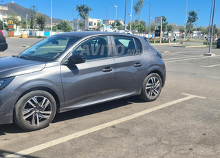 Peugeot 208 à vendre