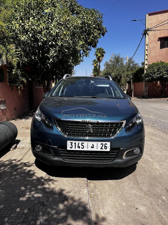  voiture premiere main très bonne état 