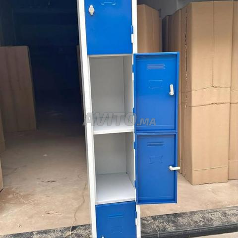 Armoires métalliques durables et pratiques