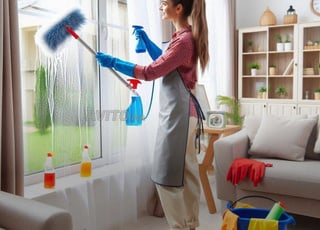 امرأة تنظيف مؤهلة