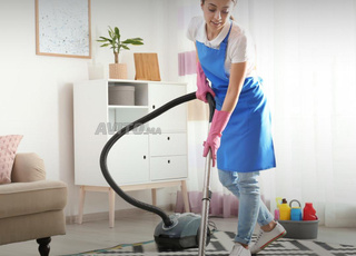 توظيف نساء تنظيف ذوات خبرة