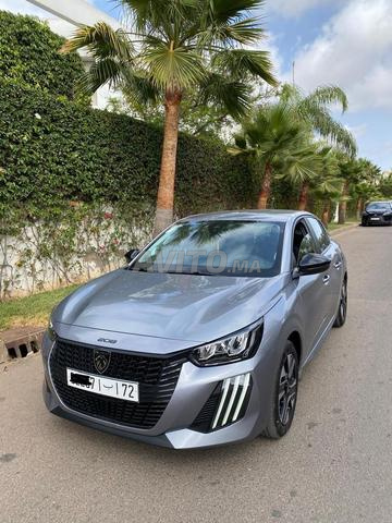 Peugeot 208 automatique 2025