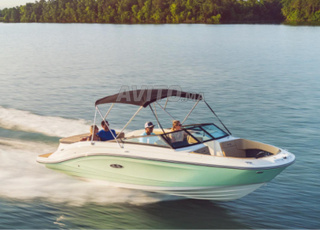 BATEAU SEA RAY –SPX 230-2023-TRÈS BON ÉTAT
