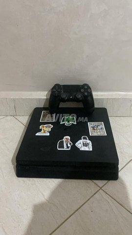 ps4 slim (500G)