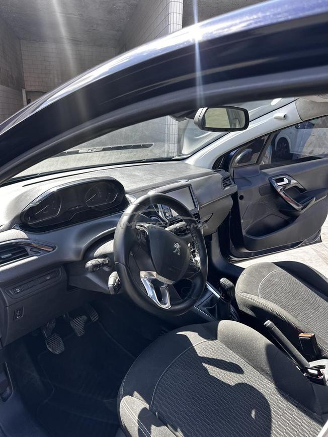 📌 Peugeot 208 – 2018 – Toute Option