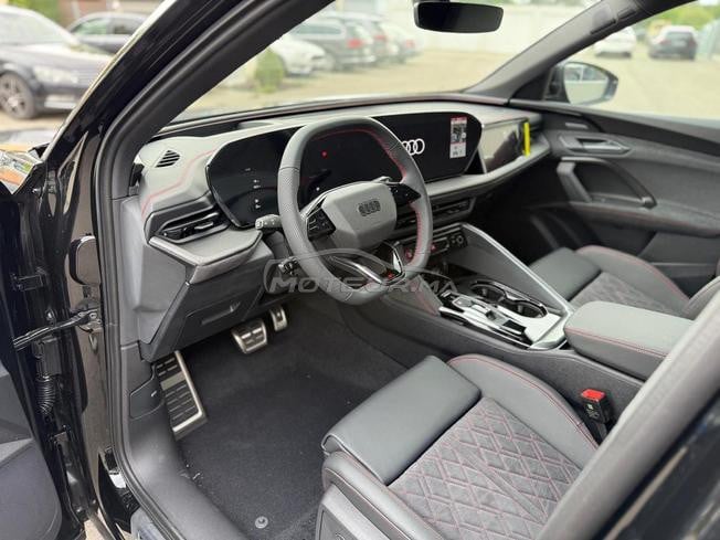 Audi Q5 Diesel Automatique 2025 à Rabat