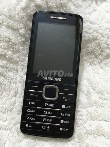 Samsung S5611 original nove 