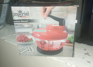 hachoirs manuell et une boule جبانة او هاشوار