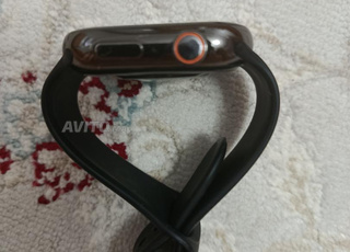 ساعة تاتش مميزة