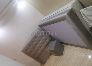 1 lit avec son matelas