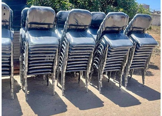 CHAISE DE SALLE DE FORMATION DE KÉNITRAA À 